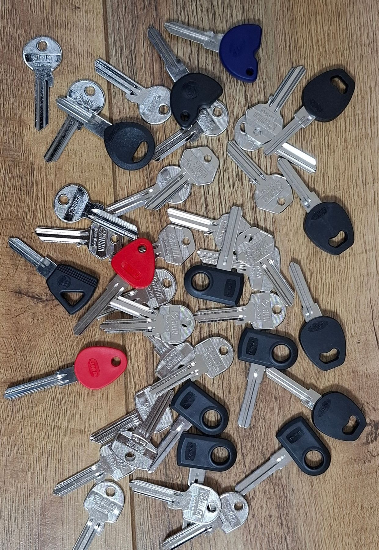 Sleutels in diverse vormen en kleuren